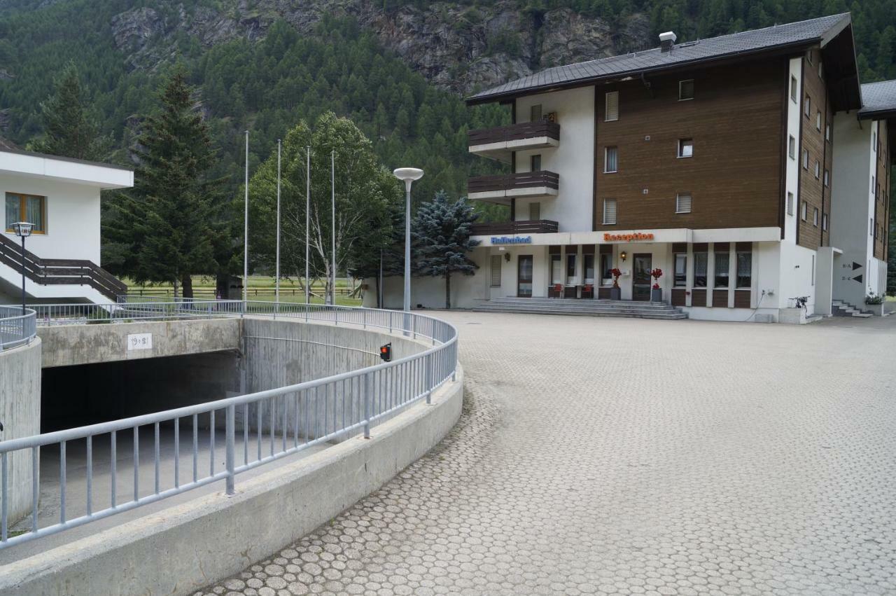Monte Rosa D 412 Aparthotel Täsch Buitenkant foto