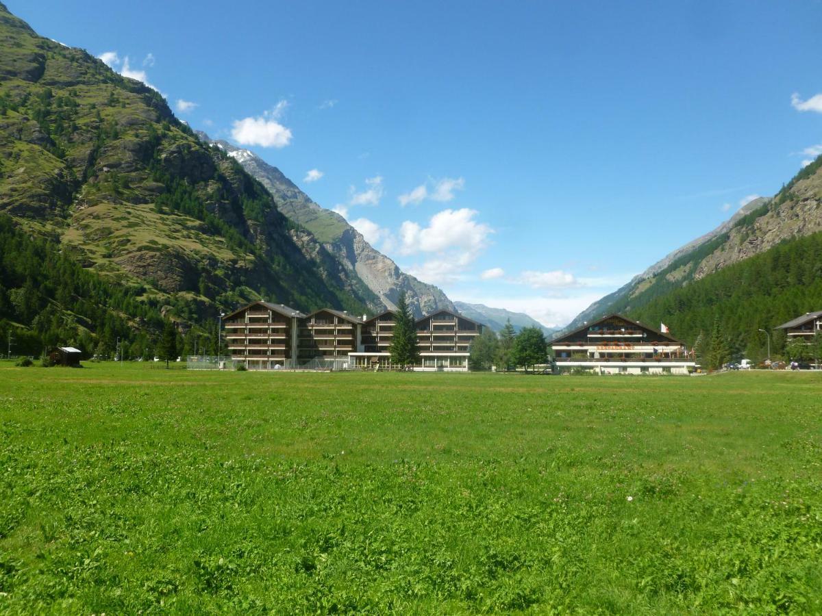 Monte Rosa D 412 Aparthotel Täsch Buitenkant foto
